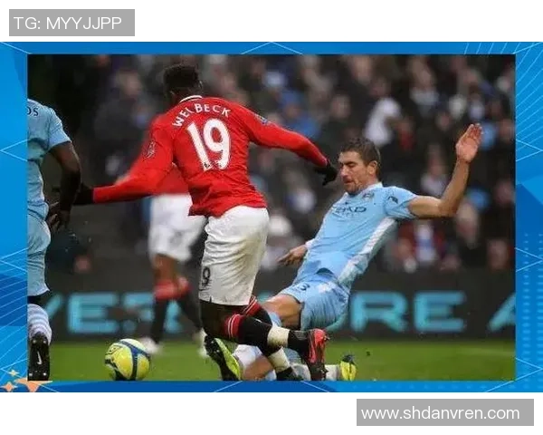 3号球星背后的传奇足球故事与球衣的深刻意义解析 3号球星背后的传奇足球故事与球衣的深刻意义解析